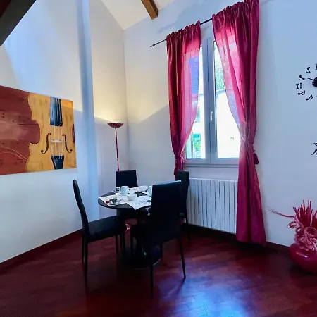 Apartment La Chiave Di Violino Appartamentino Musicale Bologna