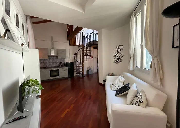 La Chiave Di Violino Appartamentino Musicale * 볼로냐